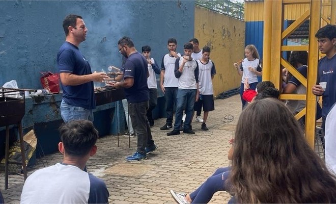 Explorando o mundo da qu�mica e f�sica