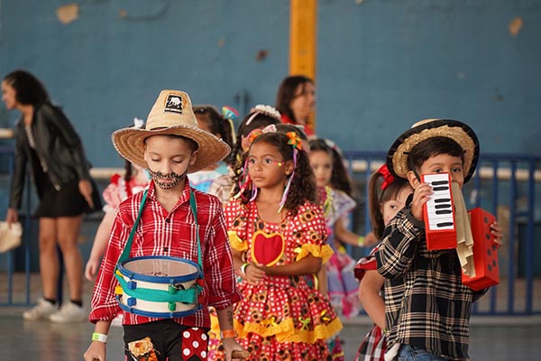 Ainda estamos no clima de festa junina! Me da Santa Esperana