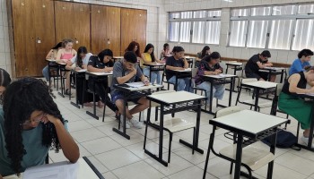 Prova de bolsa - Ensino Mdio