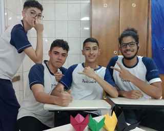 Colégio Passionista Mãe da Santa Esperança - Ensino Médio - Venha ser Passionista Colégio Passionista Mãe da Santa Esperança - Ensino Médio - Venha ser Passionista